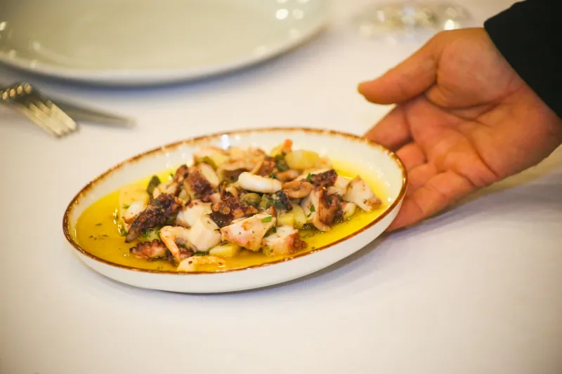 Pressed in America: How Michelin-Starred Chefs Are Rewriting the Olive Oil Story on Their Menus